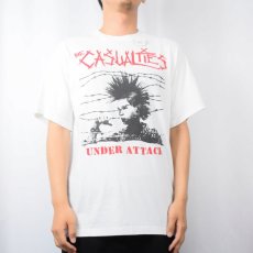 画像2: THE CASUALTIES "UNDER ATTACK" ハードコアパンクバンド アルバムプリントTシャツ L (2)