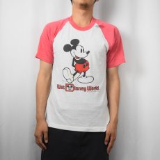 画像2: 80's Walt Disney World USA製 "MICKEY MOUSE" プリントラグランTシャツ M (2)