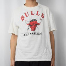 画像2: CHICAGO BULLS "JERUSALEM" NBAチーム パロディプリントTシャツ XL (2)