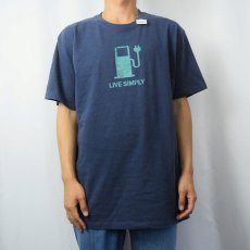 画像2: Patagonia "LIVE SIMPLY" プリントTシャツ L (2)