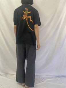 画像4: 90's Marboro USA製 トカゲプリント ポケットTシャツ XL (4)