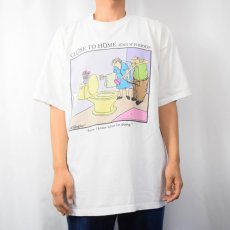 画像2: 90's JOHN McPHERSON "CLOSE TO HOME" シュールイラストプリントTシャツ XL (2)