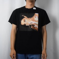 画像2: Ariana Grande ミュージシャンフォトプリントTシャツ BLACK M (2)