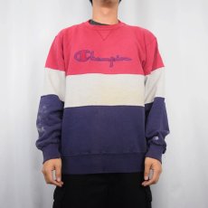 画像2: 90's Champion USA製 前V 切り替えデザイン ロゴ刺繍スウェット XL (2)