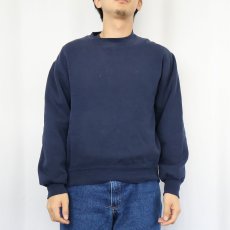 画像2: 90's〜 RUSSELL ATHLETIC USA製 前V 無地スウェット NAVY S (2)