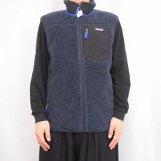 画像2: 2021AW patagonia クラシック レトロX ベスト NAVY L (2)