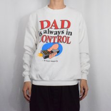 画像2: 90's Lee USA製 "DAD is always in CONTROL" シュールイラストプリントスウェット XL (2)