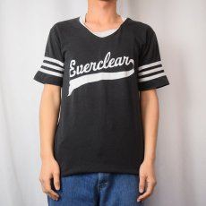 画像2: 2000's Everclear Vネック ロックバンドTシャツ  (2)