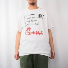 画像3: Chick-fil-A "REEL WINNERS EAT CHIKIN" ファーストフードチェーン プリントTシャツ XL (3)