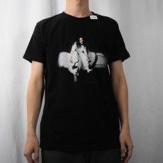 画像2: Billie Eilish "When We All Fall Asleep, Where Do We Go?" ミュージシャンフォトプリントTシャツ BLACK M  (2)