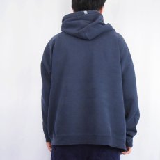 画像3: dye 立体プリント ロゴスウェットフーディー NAVY L (3)