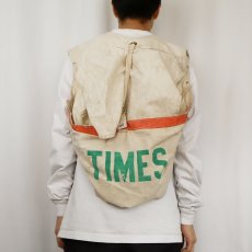 画像3: VINTAGE "TIMES" ニュースペーパーバッグベスト  (3)