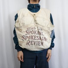 画像2: VINTAGE "READ THE SPOKANE SPOKESMAN REVIEW " ニュースペーパーバッグベスト (2)