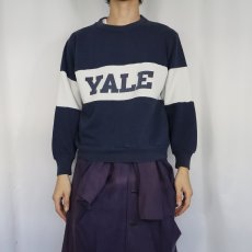 画像2: 80's Champion USA製 トリコタグ "YALE" 切り替えデザイン 染み込みプリントスウェット L (2)