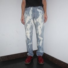 画像4: 90's Levi's 501 USA製 ブリーチ加工 デニムパンツ W28 (4)