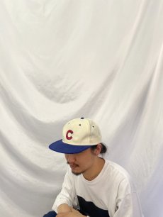 画像2: 80's NEWERA MLB Chicago Cubs ロゴ刺繍 スナップバック ベースボールキャップ DEADSTOCK (2)