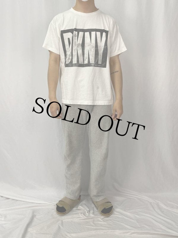 90's DKNY ロゴプリントTシャツ S