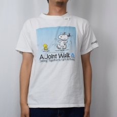 画像3: SNOOPY "A Joint Walk" キャラクタープリントTシャツ L (3)