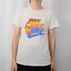 画像3: 70〜80's NIKE 社外タグ 4連ロゴ "Millers Outpost" ロゴプリントTシャツ (3)