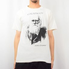 画像3: Charles Darwin "GALAPAGOS" 偉人プリントTシャツ (3)