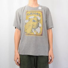 画像2: 80's CAMEL USA製 タバコ企業 キャラクタープリントTシャツ XL (2)