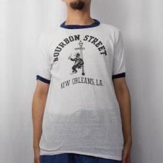 画像2: 70's "BOURBON STREET" プリントリンガーTシャツ XL (2)