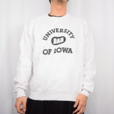 画像2: 90's RUSSELL ATHLETIC USA製 "UNIVERSITY OF IOWA" 前V プリントスウェット L (2)