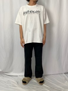 画像2: 2000's Monty Python "The Ministry of Silly Walks" コメディプリントTシャツ XL (2)