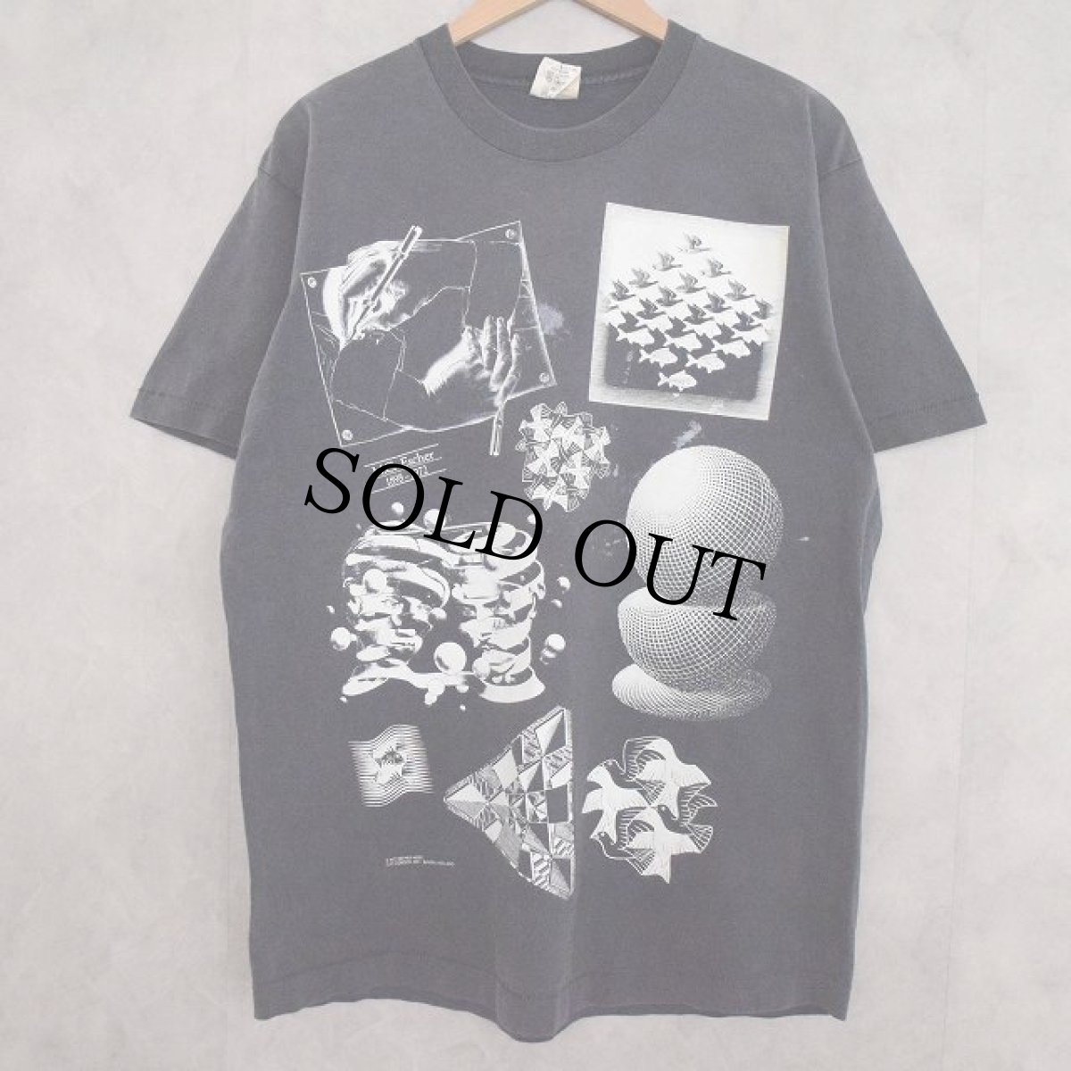 画像1: 90's M.C. Escher USA製 騙し絵アート T-shirt XL (1)