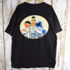 画像2: 90's "SESAME STREET FEVER" USA製 映画パロディTシャツ XL (2)