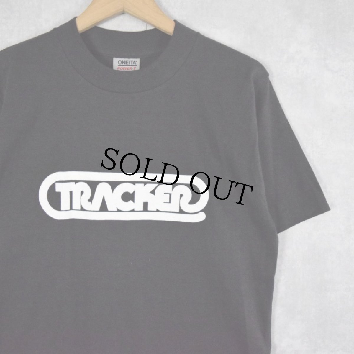 画像1: 90's TRACKER USA製 スケートロゴプリントTシャツ M (1)