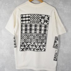 画像2: 90's M.C. Escher USA製 騙し絵アート マルチプリントTシャツ XL (2)