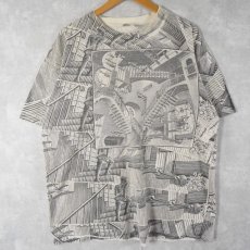 画像1: 90's M.C. Escher USA製 騙し絵アート 総柄プリントTシャツ XL (1)