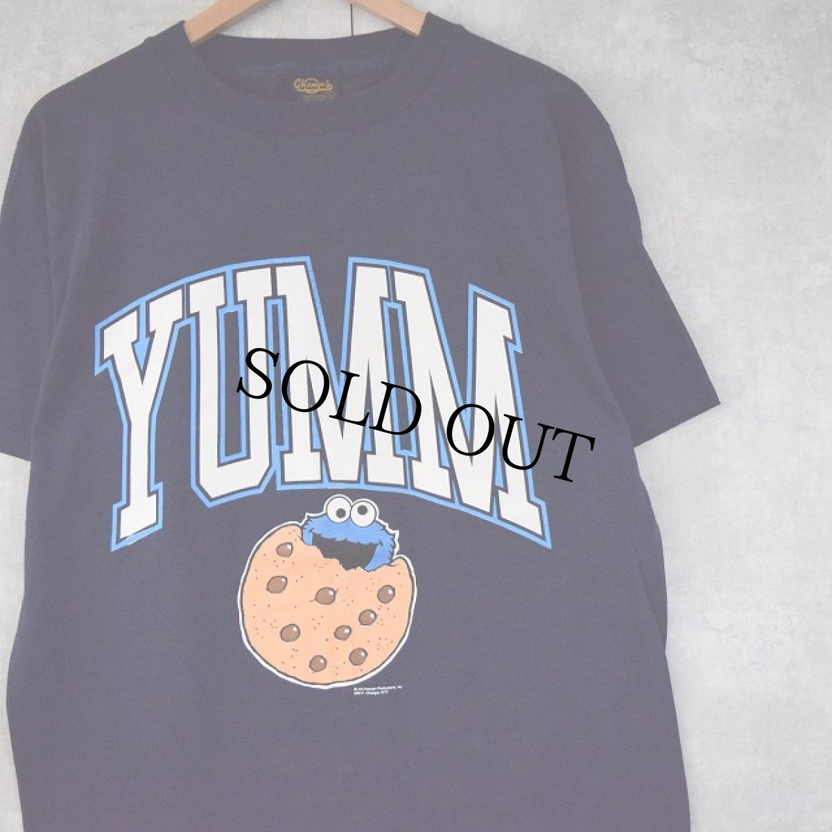 画像1: 90's COOKIE MONSTER USA製 "YUMM" キャラクターTシャツ DEADSTOCK L (1)