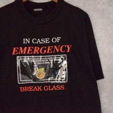 画像1: 90's USA製 "IN CASE OF EMERGENCY BREAK GLASS" ギミック エロTシャツ XL (1)