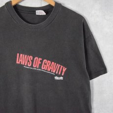 画像1: 90's LAWS OF GRAVITY USA製 クライム映画プリントTシャツ XL (1)