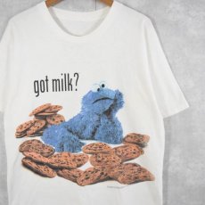 画像1: 90's COOKIE MONSTER "got milk" キャラクタープリント Tシャツ (1)