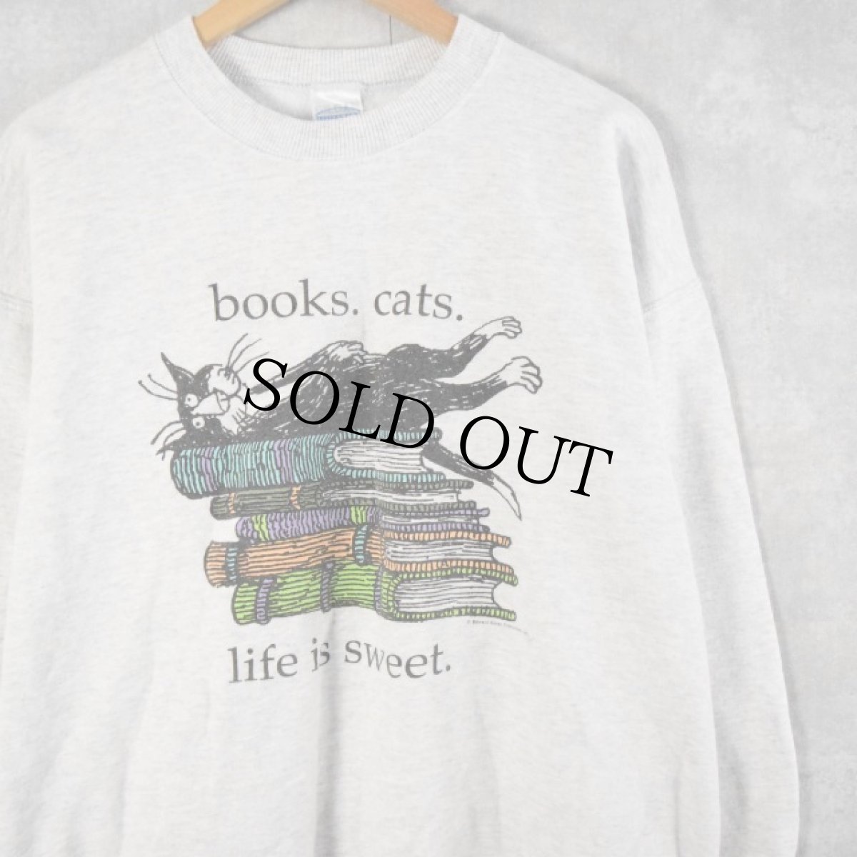 画像1: Edward Gorey "books.cats." 本×ねこプリントスウェット L (1)