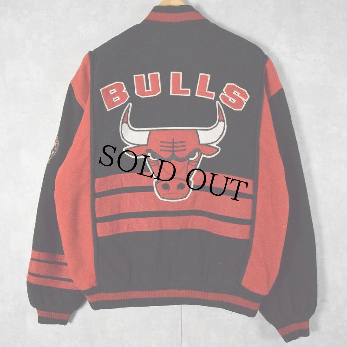 画像1: 90's NUTMEG by CAMPRI "CHICAGO BULLS" スタジャン L (1)