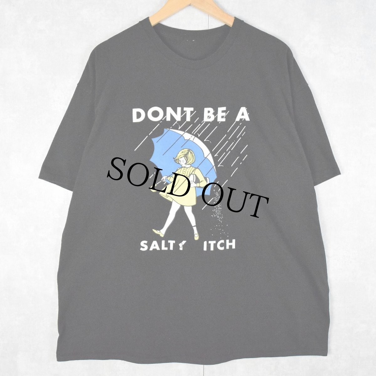 画像1: Morton Salt "DONT BE A SALTY BITCH" 塩メーカープリントTシャツ (1)