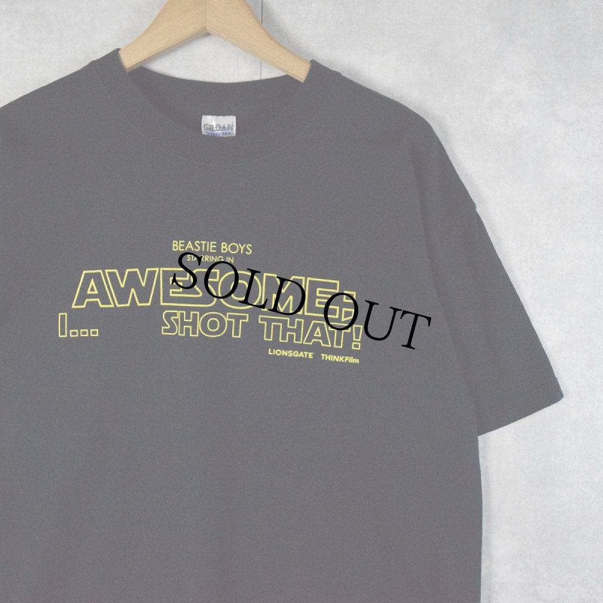 画像1: 2000's BEASTIE BOYS "Awesome I… Shot That !" 映画パロディ ヒップホップTシャツ L (1)