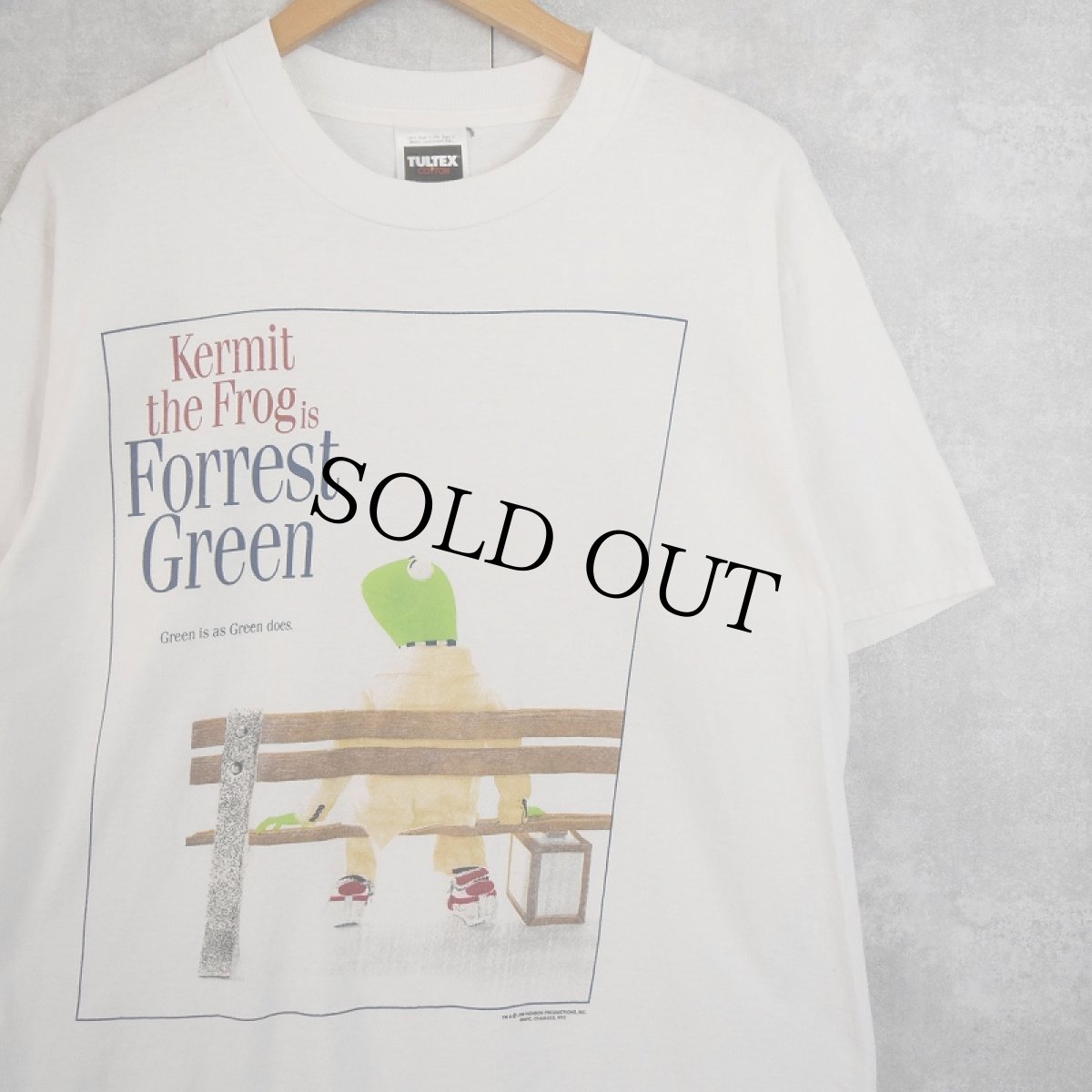 画像1: "Kermit the Frog is Forrest Green" キャラクタープリント 映画パロディTシャツ L (1)