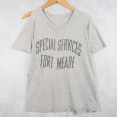 画像1: 60〜70's "SPECIAL SERVICES FORT MEADE" 染み込みプリントTシャツ (1)