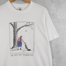 画像1: 90's USA製 "ONE VERY NEAT GRANDMOTHER" シュールプリントTシャツ L (1)