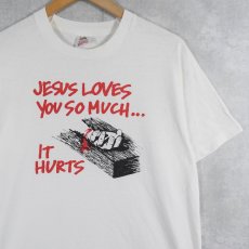 画像1: 90's USA製 "JESUS LOVES YOU SO MUCH... IT HURTS" ジーザスプリントTシャツ L (1)