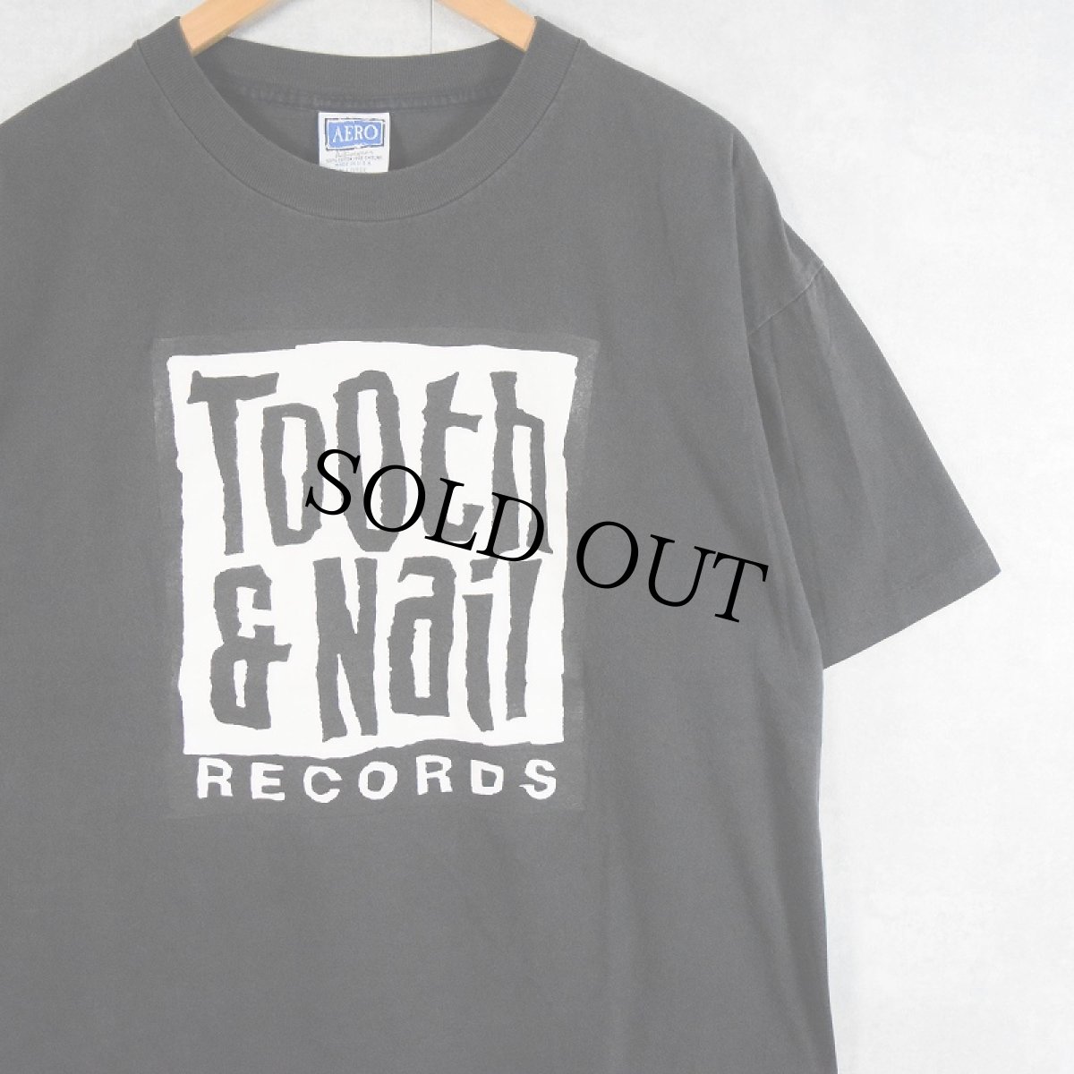 画像1: Tooth & Nail Records USA製 レコードレーベルプリントTシャツ BLACK XL (1)
