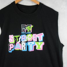 画像1: 90's MTV "STREET PARTY" ミュージックビデオ番組 カットオフスリーブ Tシャツ BLACK (1)