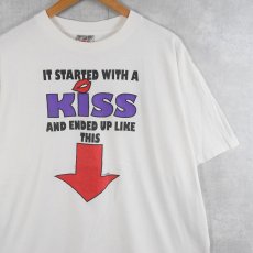 画像1: 90's "IT STARTED WITH A KISS..." プリントＴシャツ XL (1)