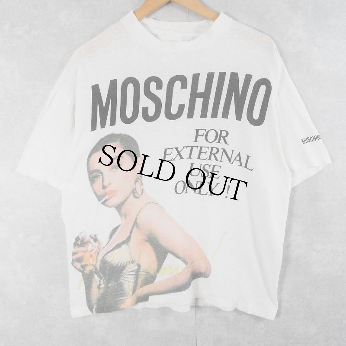 画像1: 90's MOSCHINO PARFUMS "FOR EXTERNAL USE ONLY !" 大判プリントTシャツ  (1)