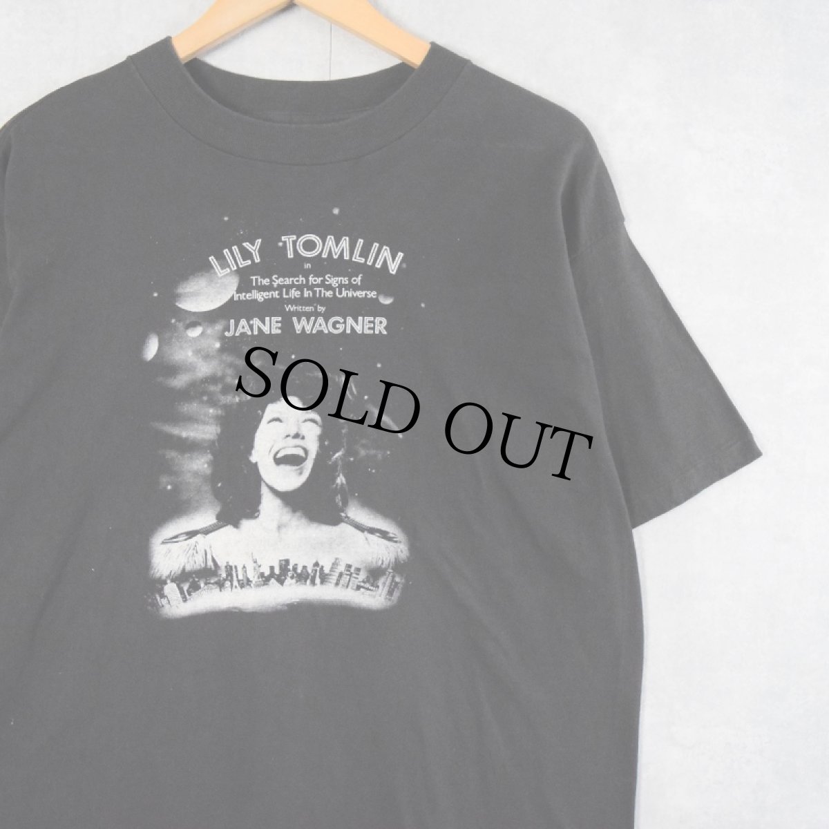 画像1: 90's LILY TOMLIN written by JANE WAGNER 舞台プリントTシャツ BLACK (1)